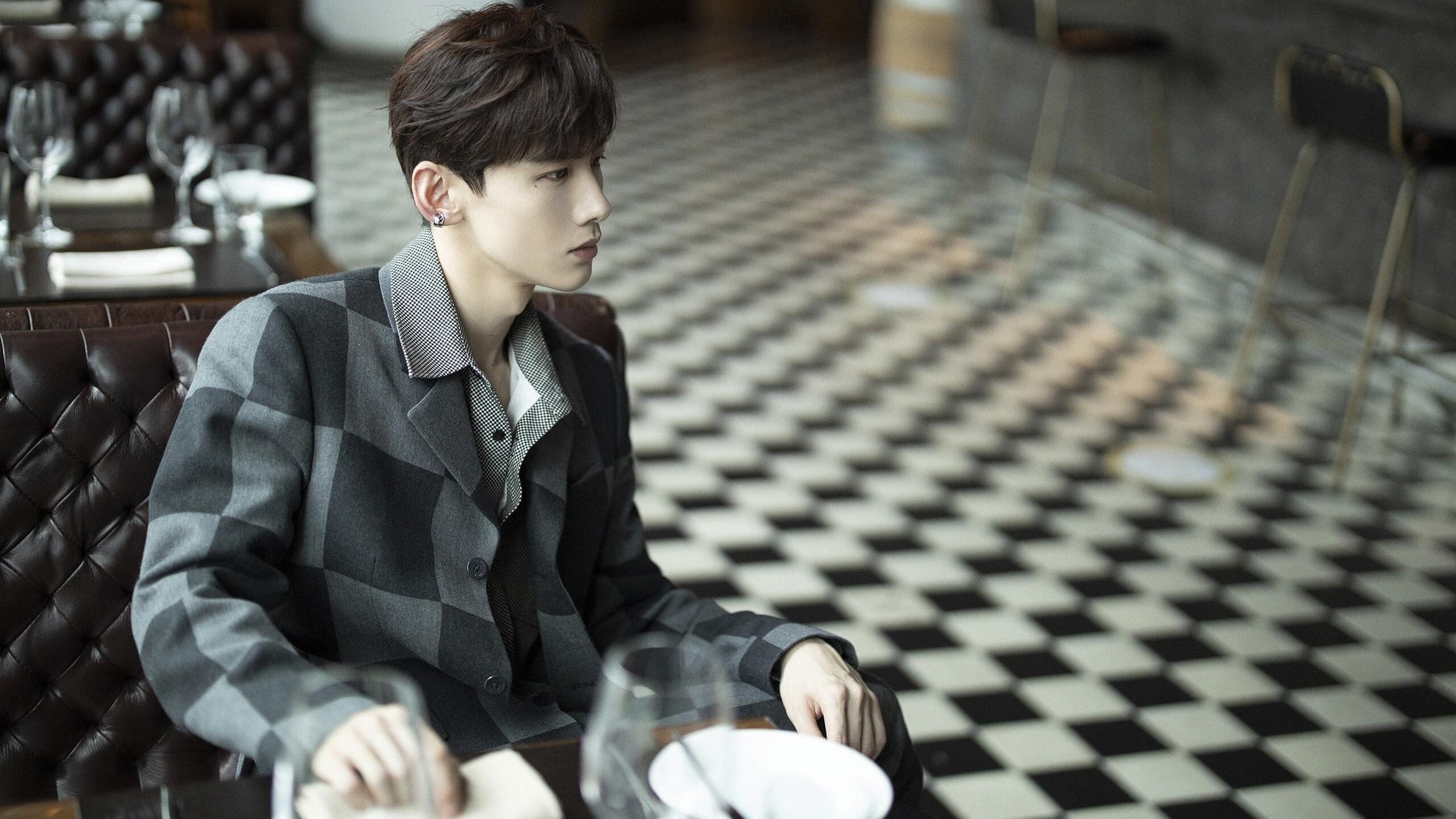 新月有意国米三将：恰尔汗、阿切尔比、西奥，恰尔汗奥卢对比埃里克森